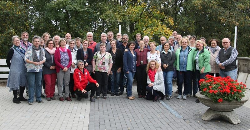 Viele interessierte Teilnehmerinnen und Teilnehmer beim Herbstseminar und LBG-Workshop 2018 Gruppenbild-Teilnehmende-DHS-Herbstseminar2018